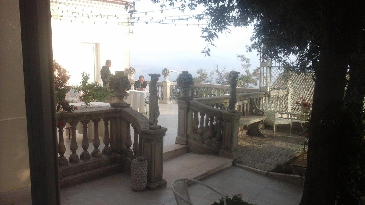 Villa Di Miscio Sant'Agata di Puglia Eksteriør billede
