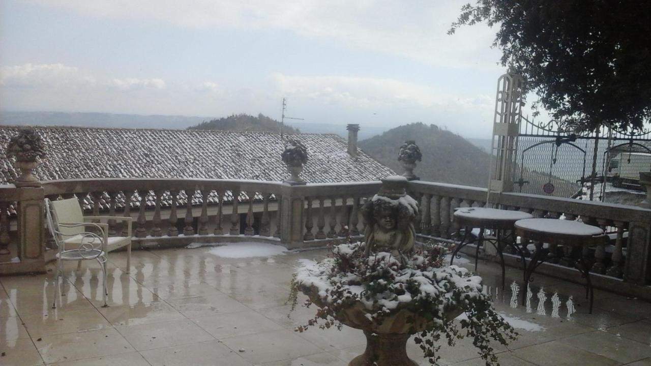 Villa Di Miscio Sant'Agata di Puglia Eksteriør billede