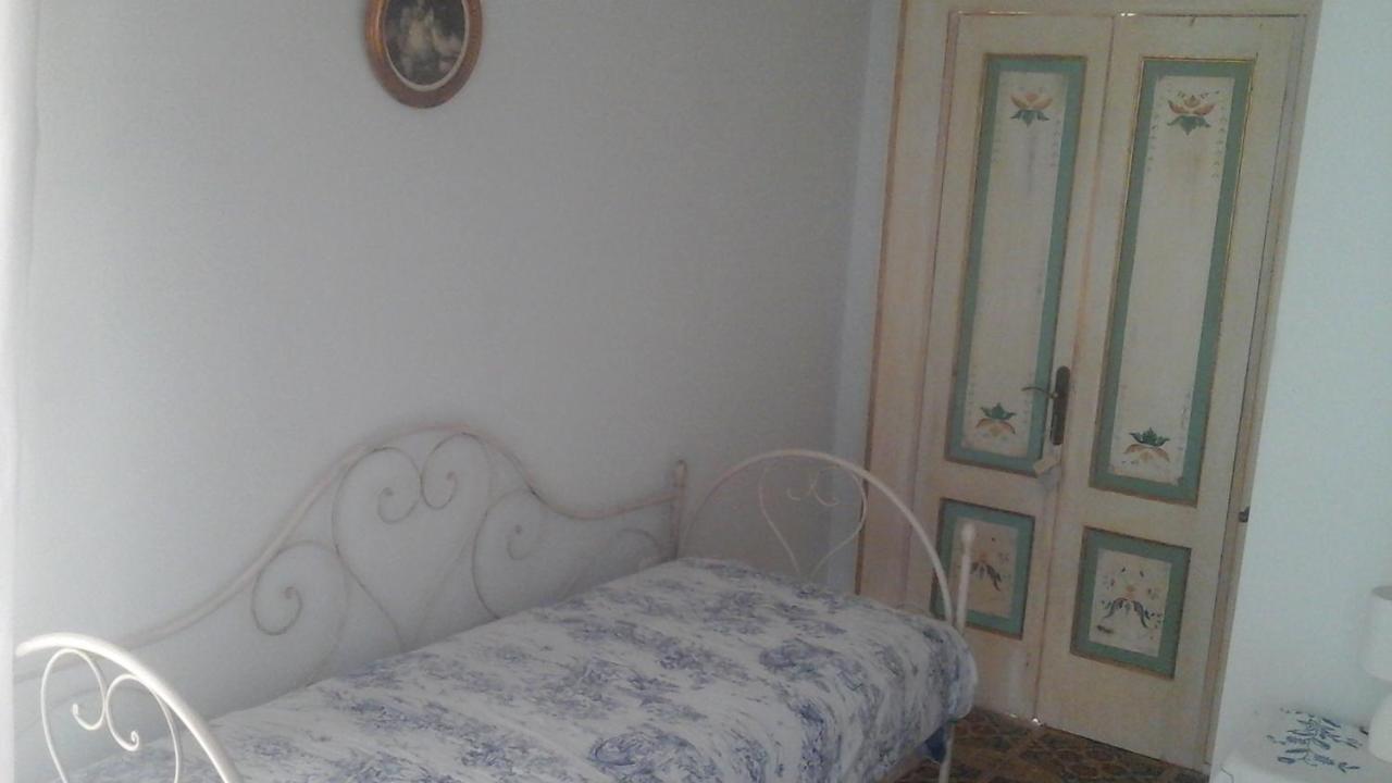 Villa Di Miscio Sant'Agata di Puglia Eksteriør billede