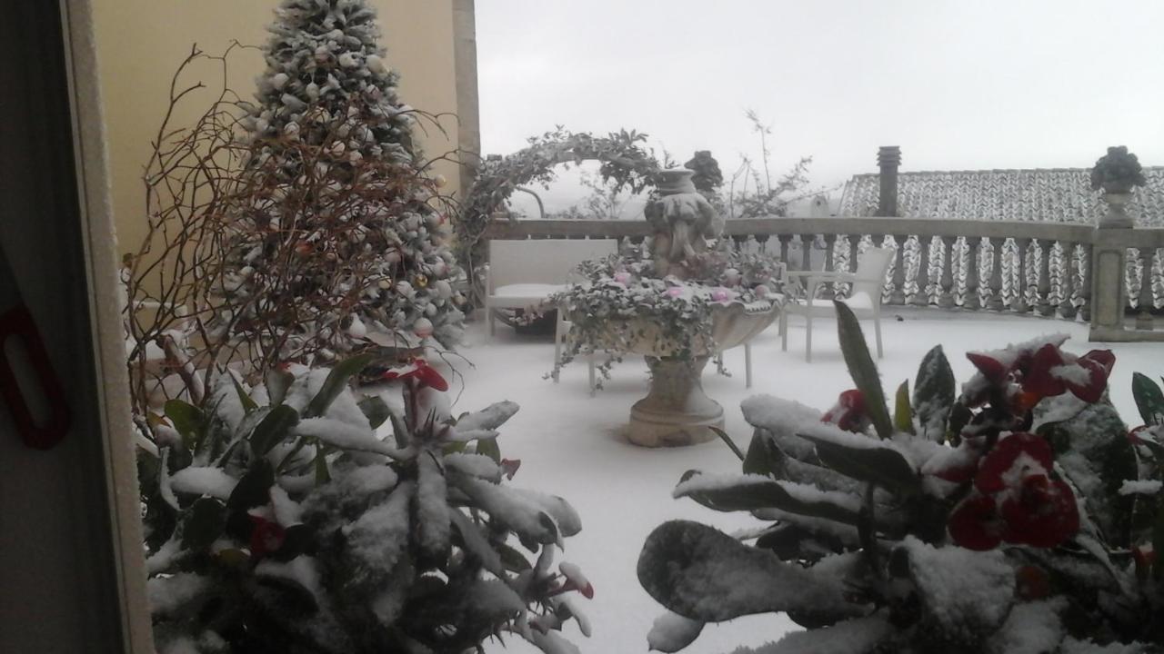 Villa Di Miscio Sant'Agata di Puglia Eksteriør billede